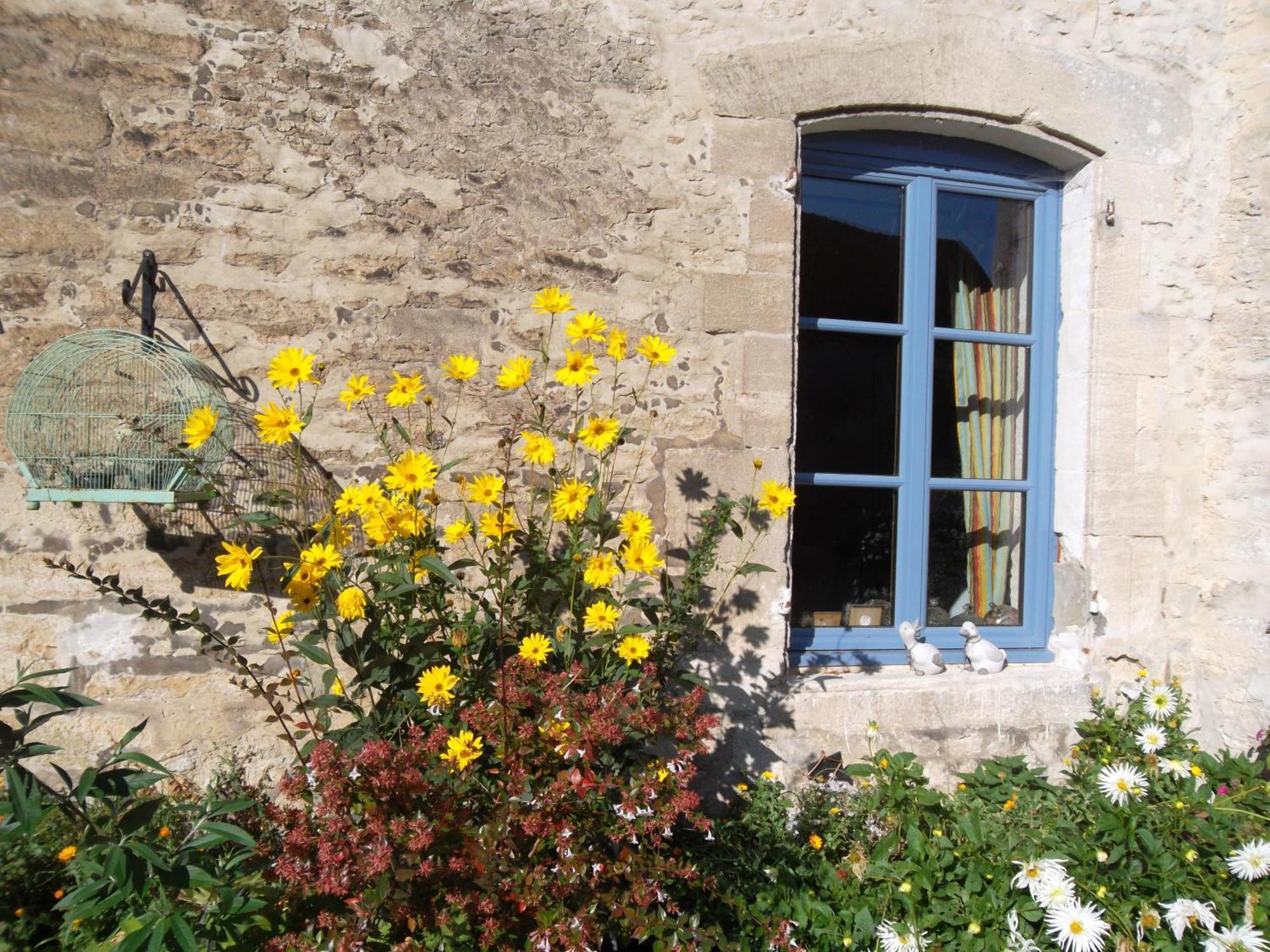 Manoir De Coulandon Hotel Argentan Exterior photo